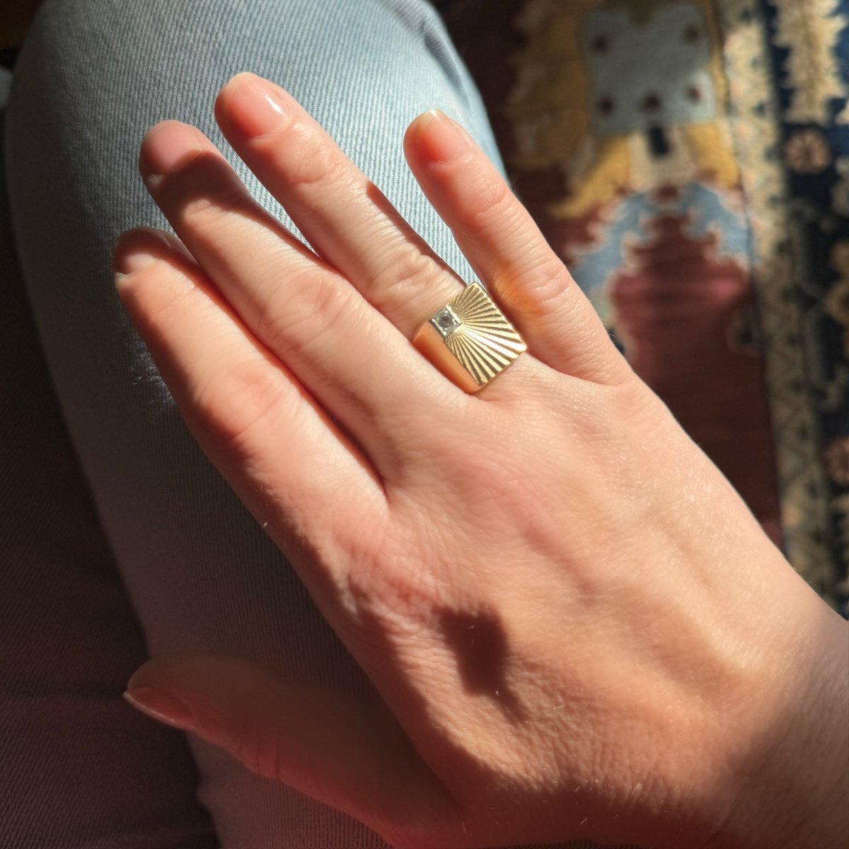 Bague Chevalière en or jaune et diamant - Castafiore