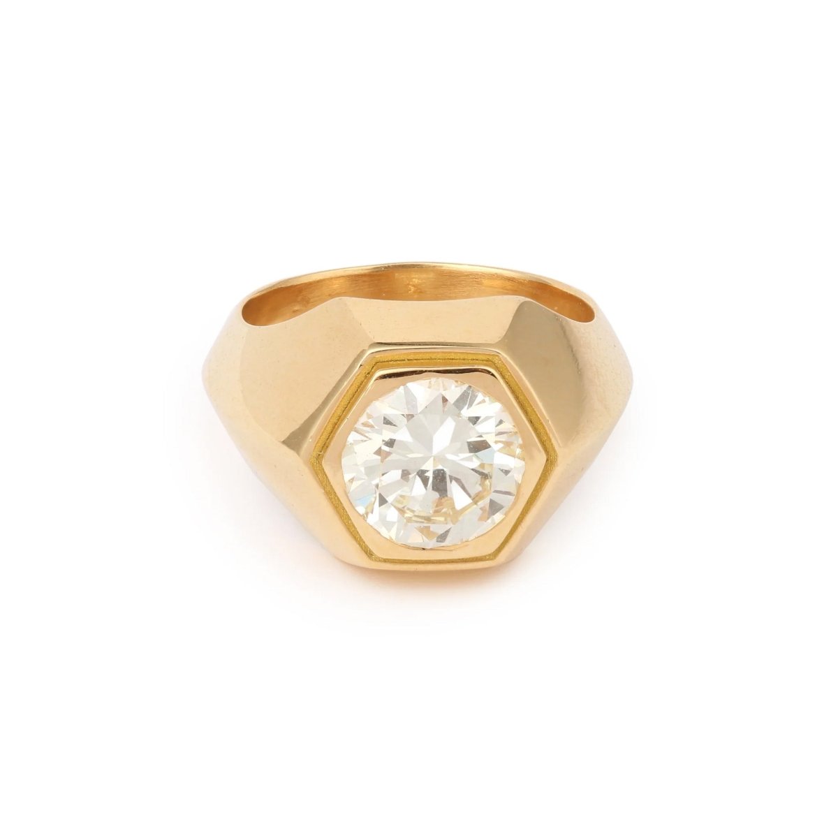 Bague Chevalière en or jaune et diamants