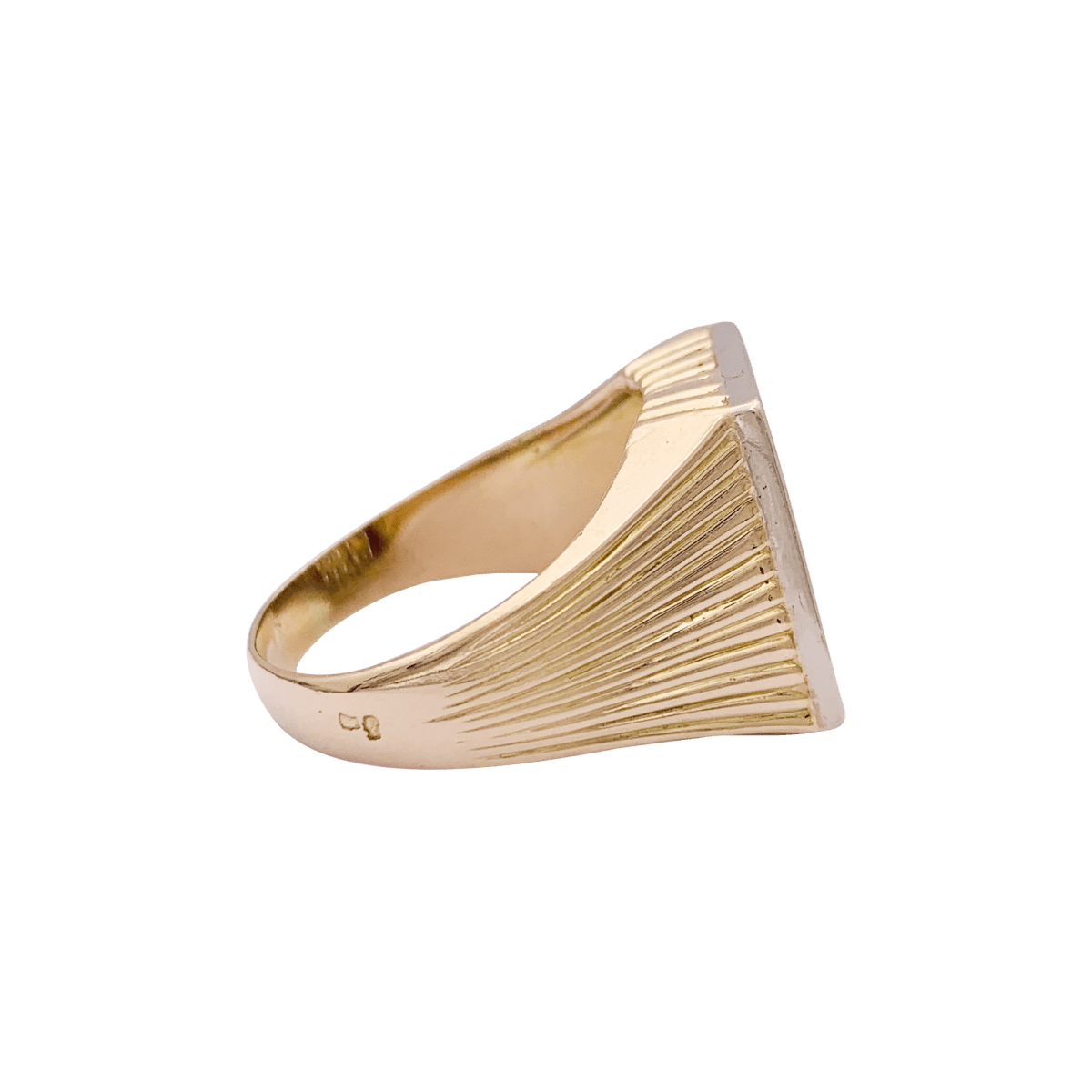 Bague Chevalière en or jaune et diamants - Castafiore