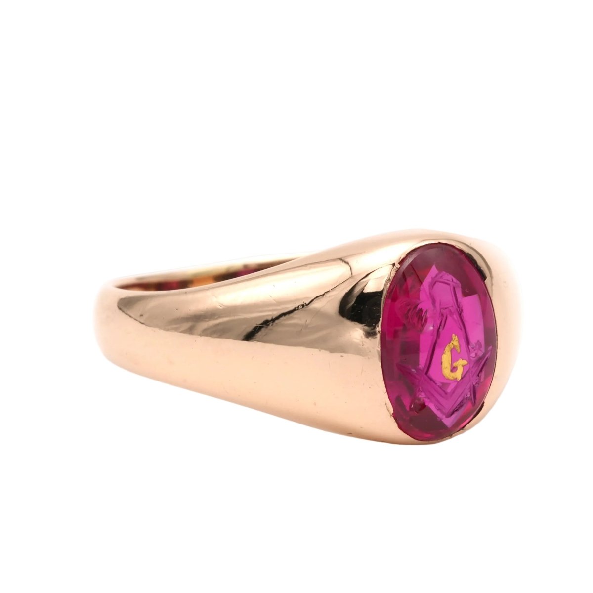 Bague Chevalière en or jaune et rubis - Castafiore