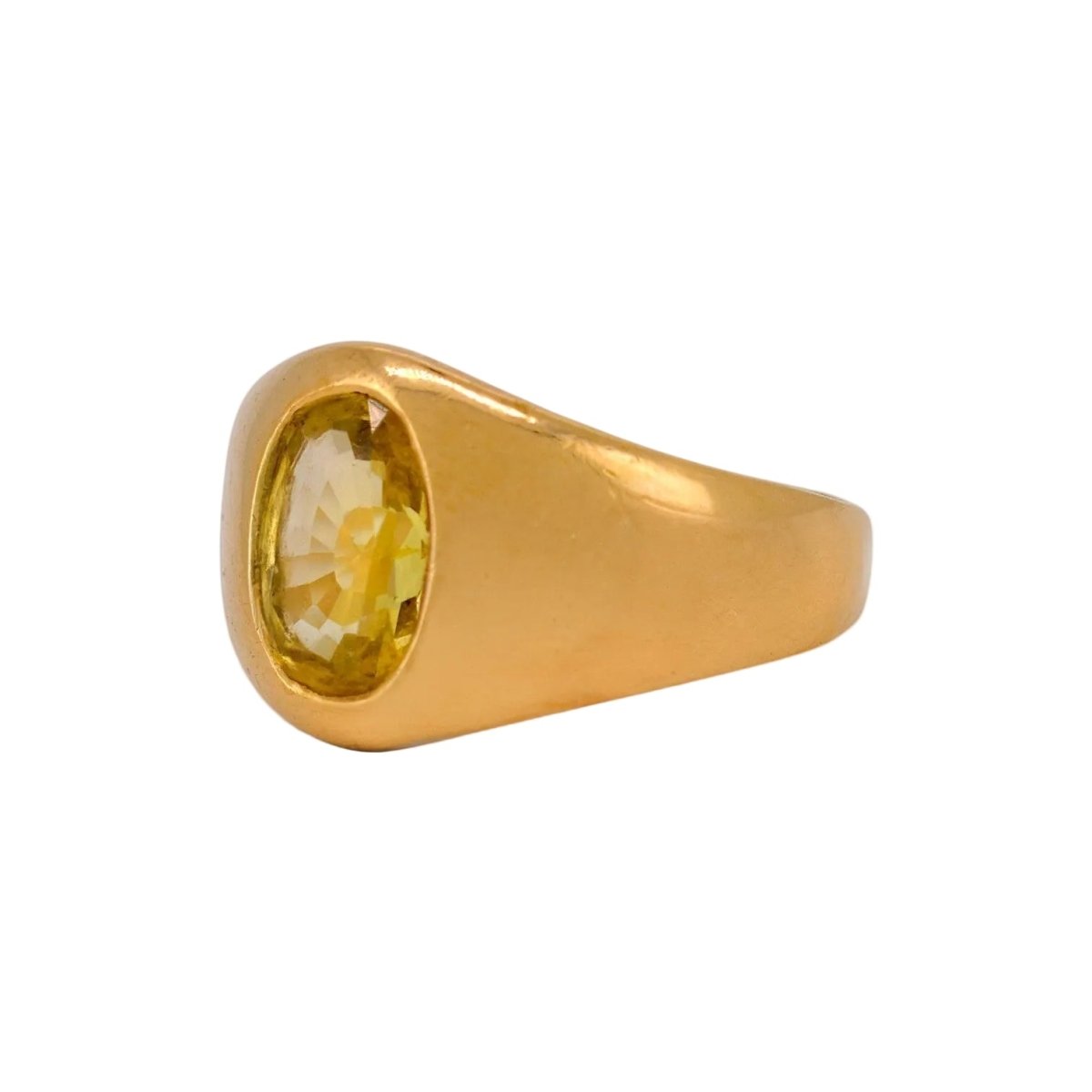 Bague Chevalière en or jaune et saphir - Castafiore