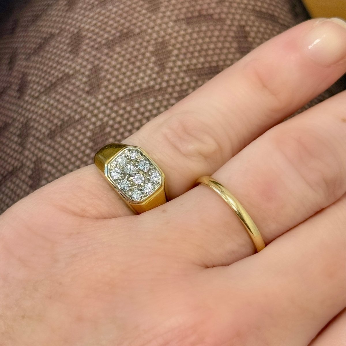 Bague Chevalière en or jaune, or blanc et diamants - Castafiore