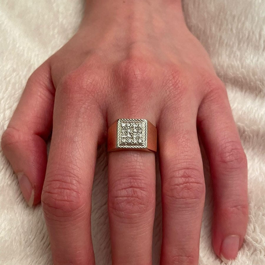 Bague Chevalière en or rose et diamants - Castafiore