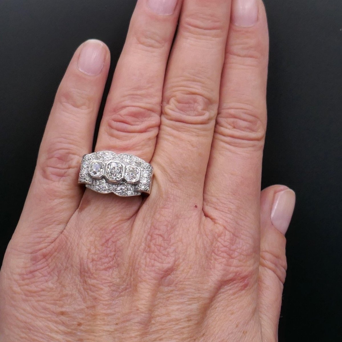 Bague Chevalière en platine et diamants - Castafiore