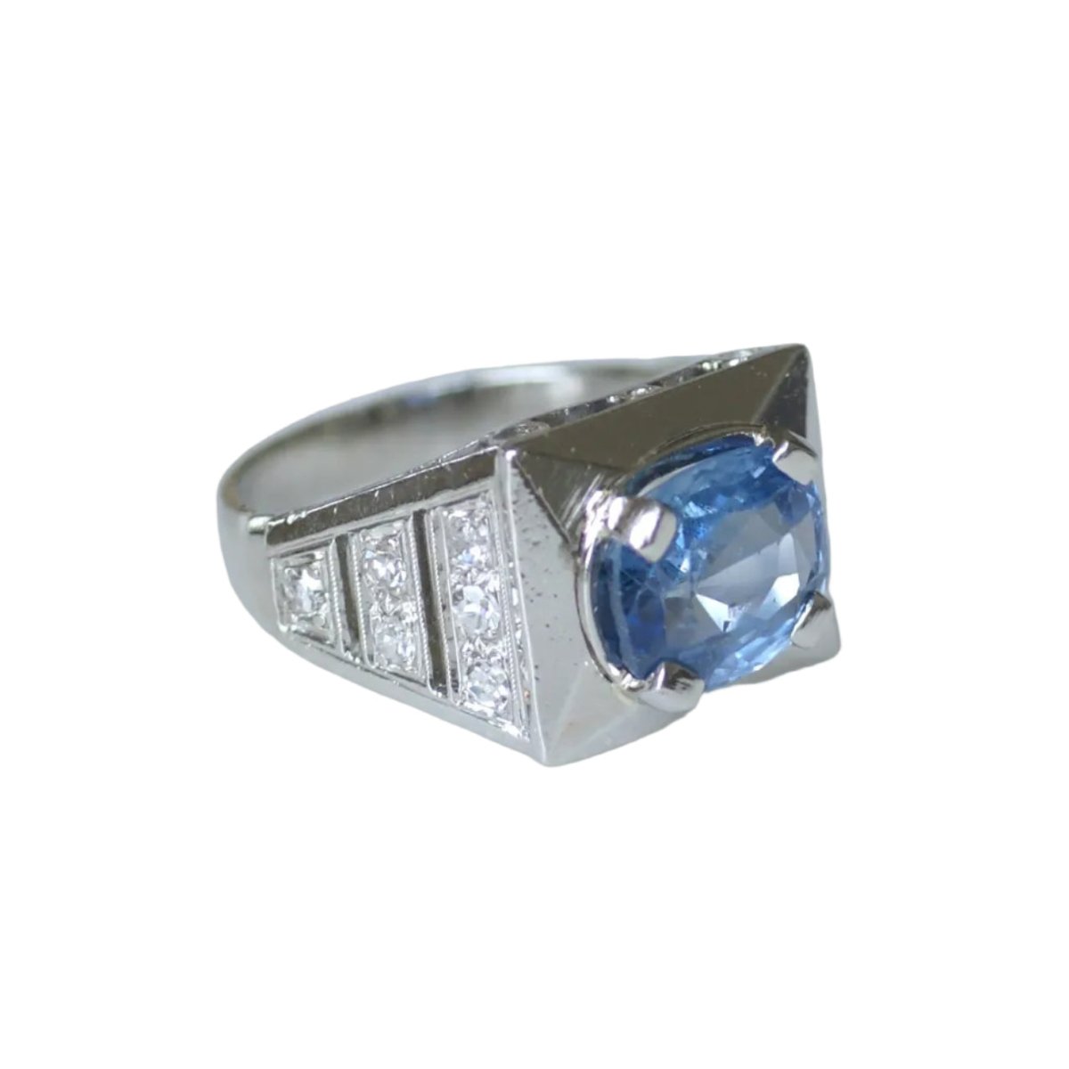 Bague Chevalière en platine, saphir et diamants - Castafiore