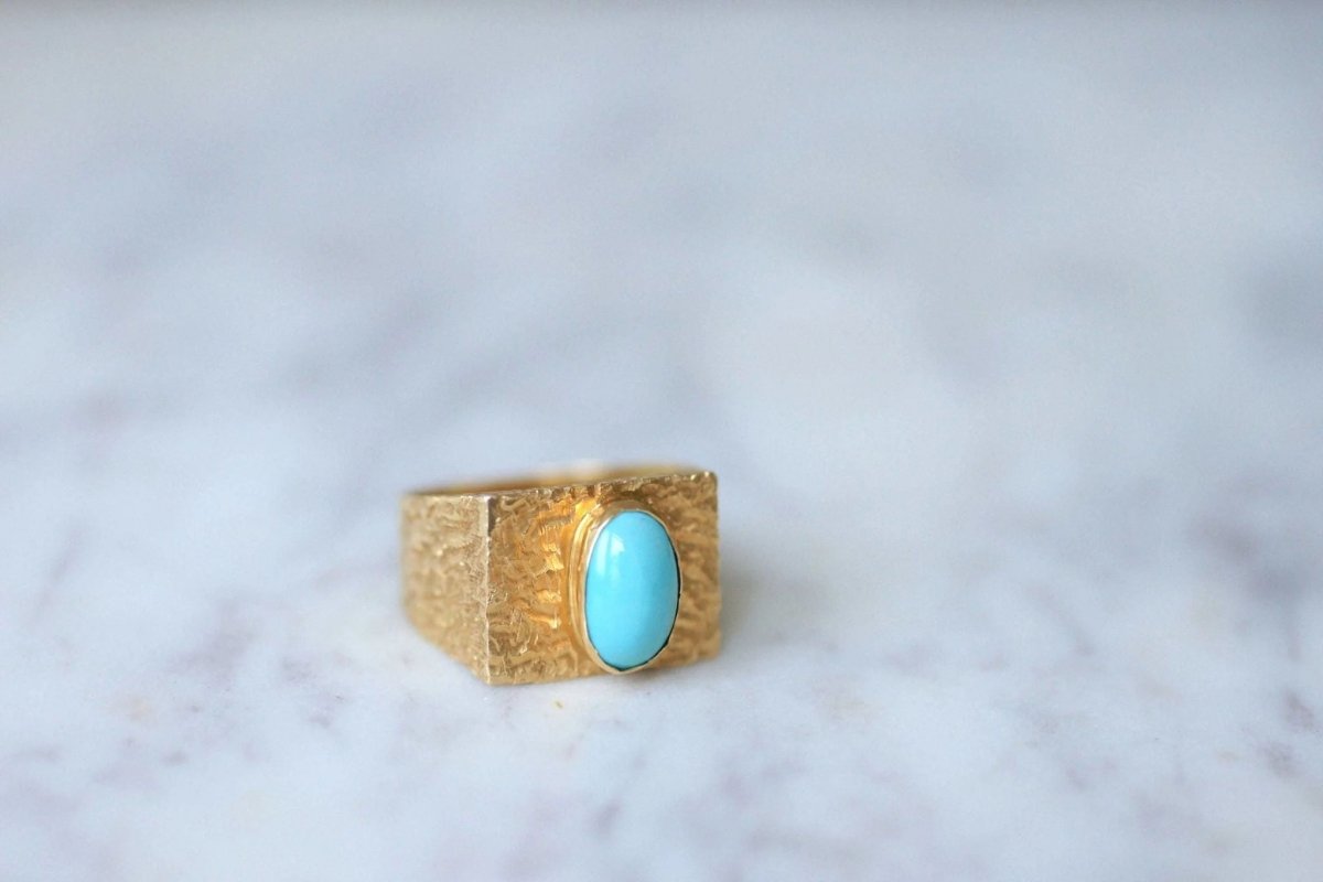 Bague chevalière or martelé et turquoise - Castafiore