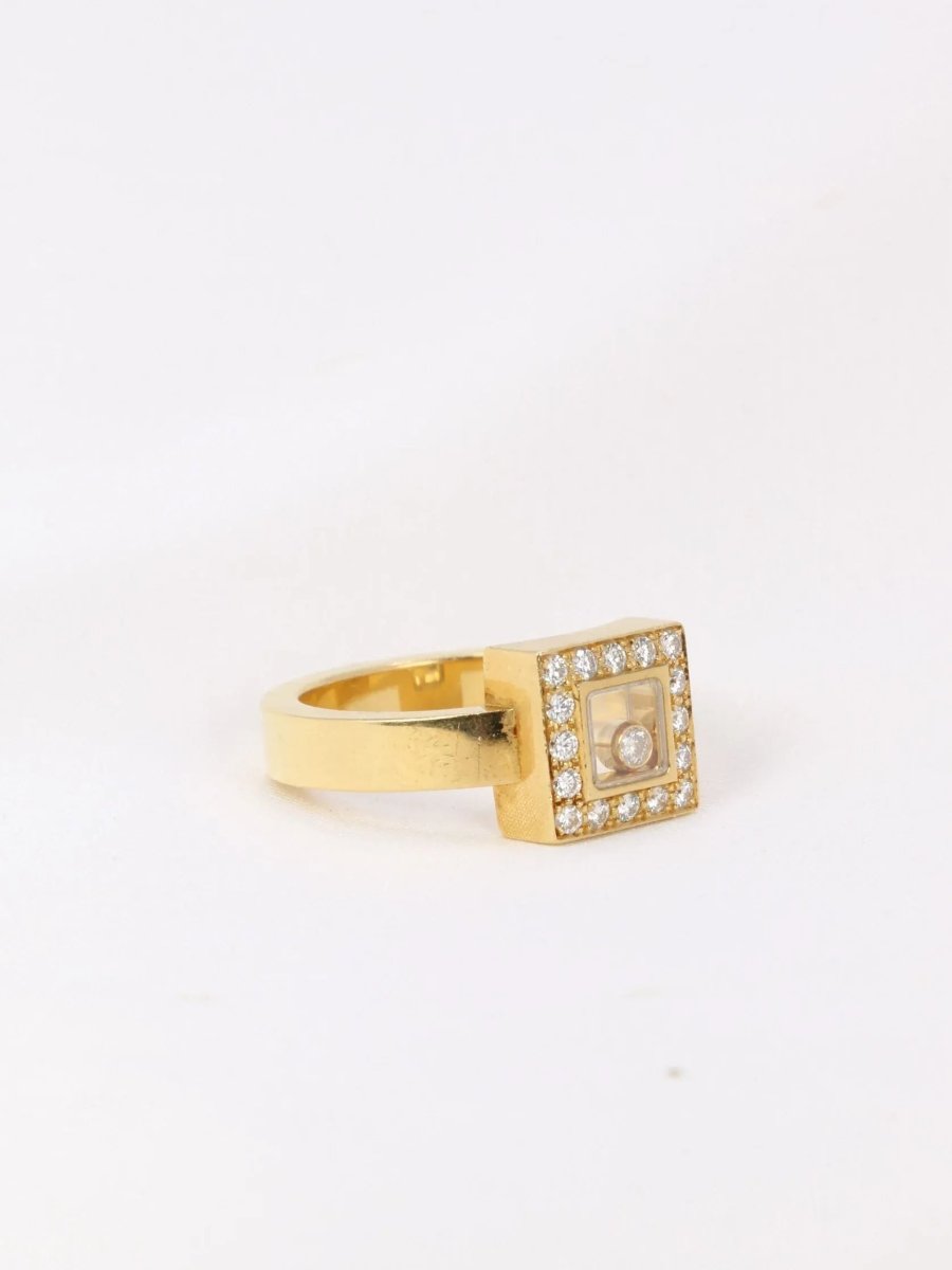 Bague Chopard Happy Diamonds carré en or et diamants - Castafiore