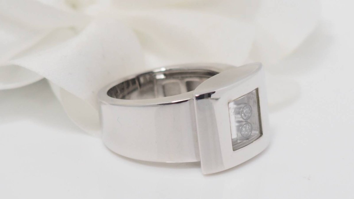 Bague Chopard Happy Diamonds en or blanc et diamants - Castafiore