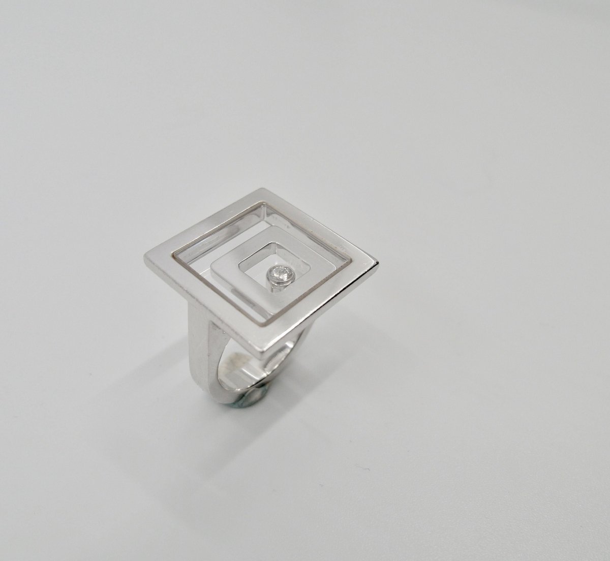 Bague CHOPARD, "Happy Spirit", en or gris et diamant - Castafiore