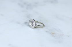 Bague Cible Art Déco Diamants 0,75 Ct sur Or blanc et Platine - Castafiore