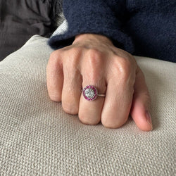 Bague Cible en platine, rubis, et diamants - Castafiore
