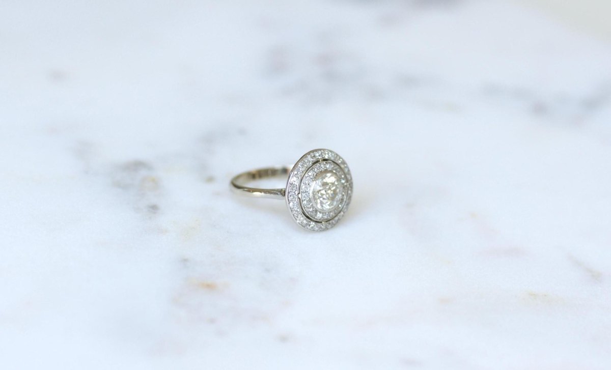 Bague Cible Ronde Art Deco Diamants 1,97 Cts - Castafiore