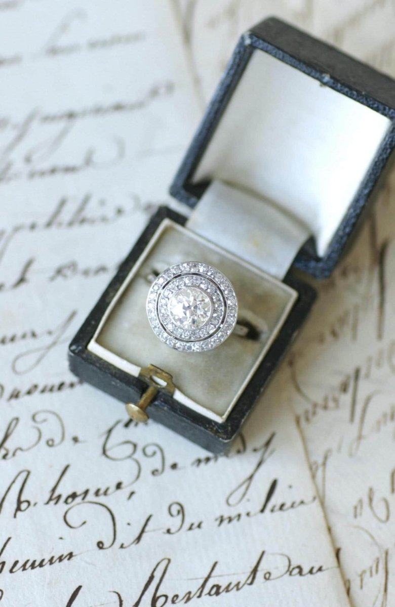 Bague Cible Ronde Art Deco Diamants 1,97 Cts - Castafiore