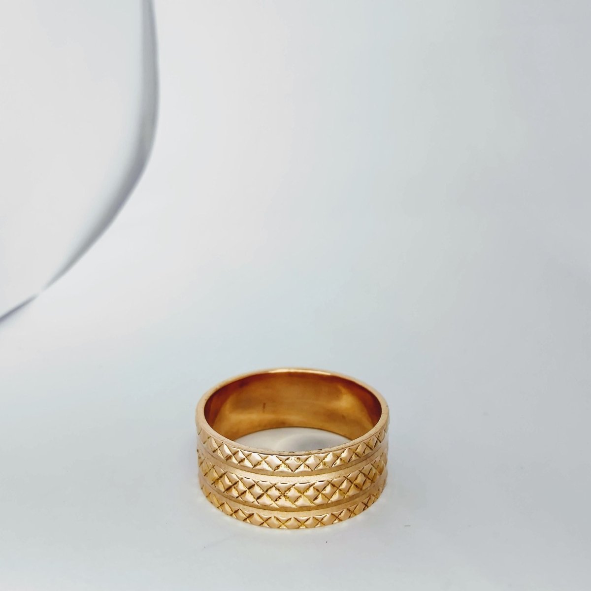 Bague ciselée en or rose - Castafiore