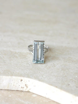 Bague Cocktail Aigue Marine 8,00 Cts sur Or Blanc - Castafiore