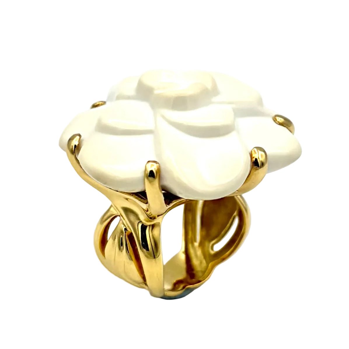 Bague Cocktail CHANEL "Camélia" en or jaune et agate - Castafiore