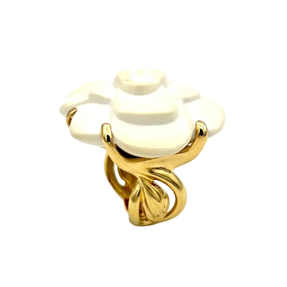 Bague Cocktail CHANEL "Camélia" en or jaune et agate - Castafiore