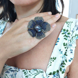 Bague Cocktail en argent, perle, saphirs et diamants - Castafiore