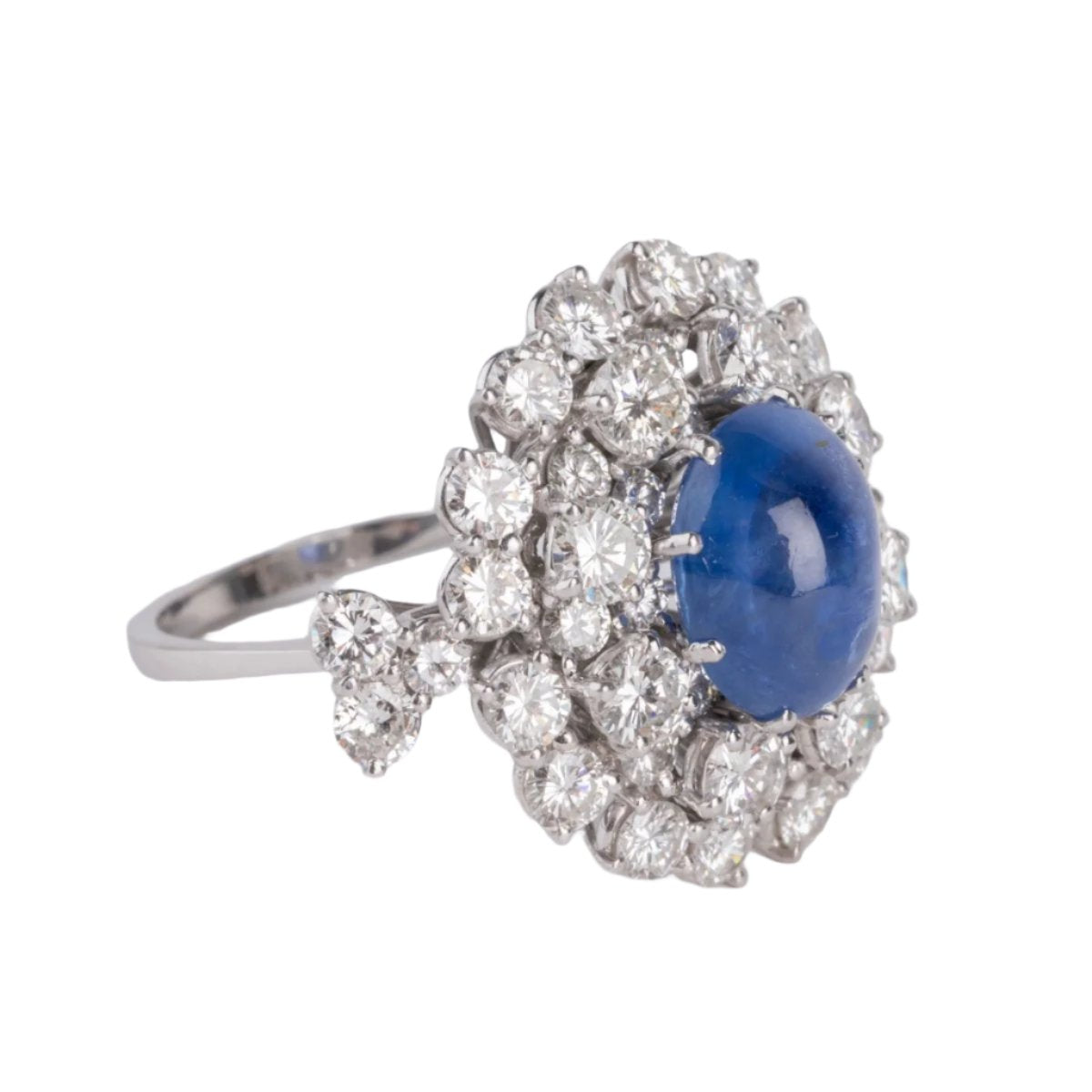 Bague cocktail en diamants et saphir cabochon - Castafiore