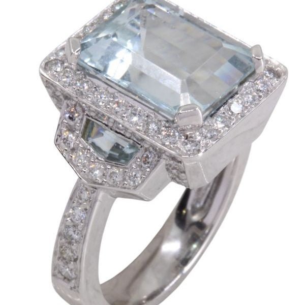 Bague Cocktail en or blanc, aigue - marine et diamants - Castafiore