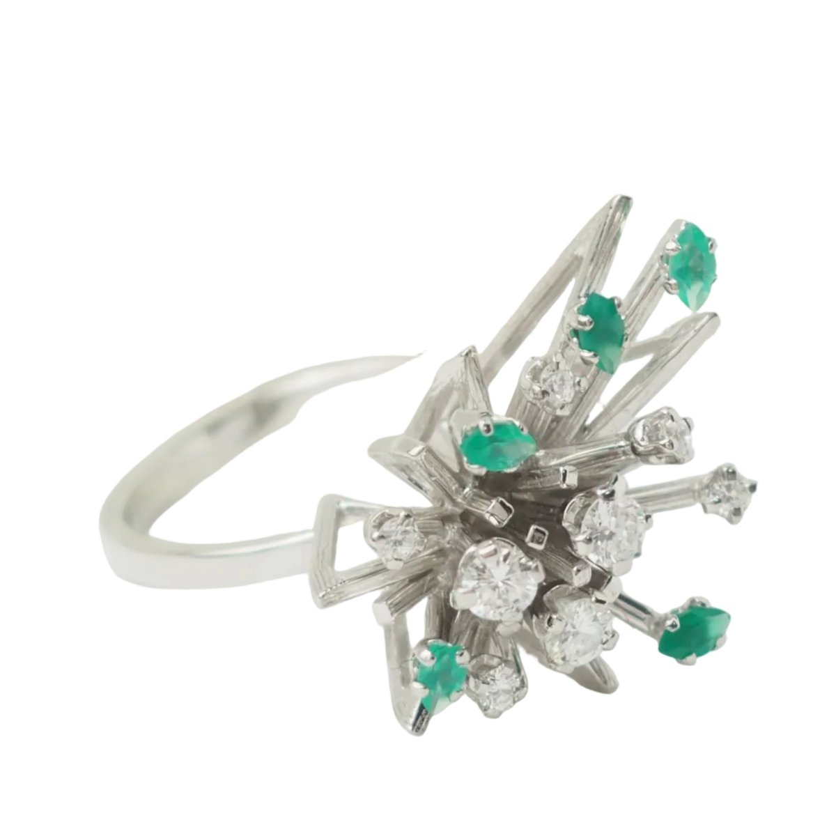Bague Cocktail en or blanc, émeraudes et diamants - Castafiore