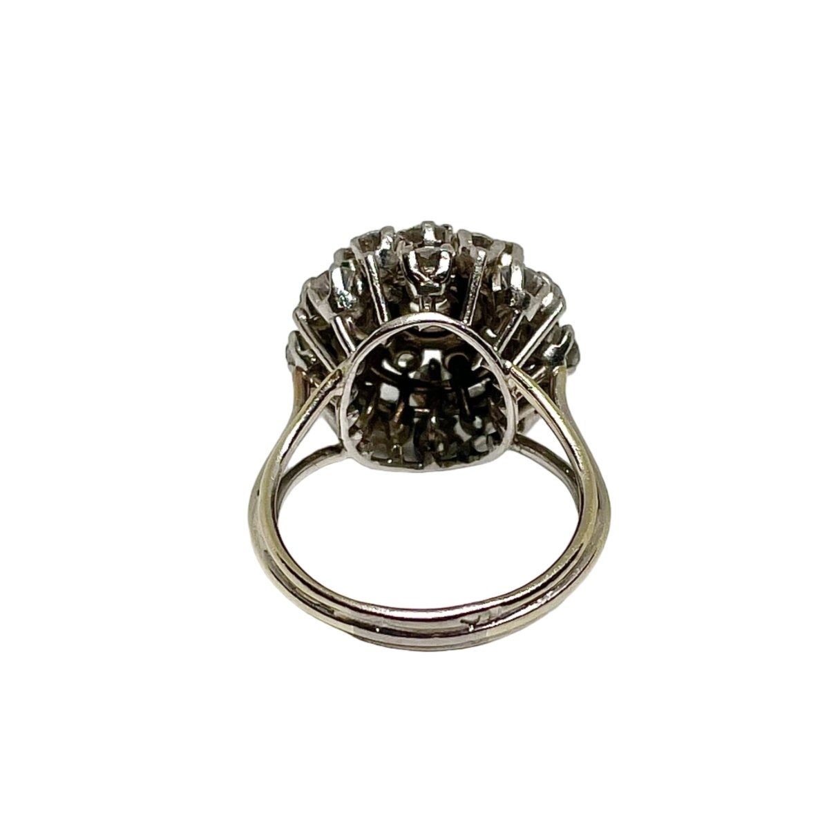 Bague Cocktail en or blanc et diamants - Castafiore
