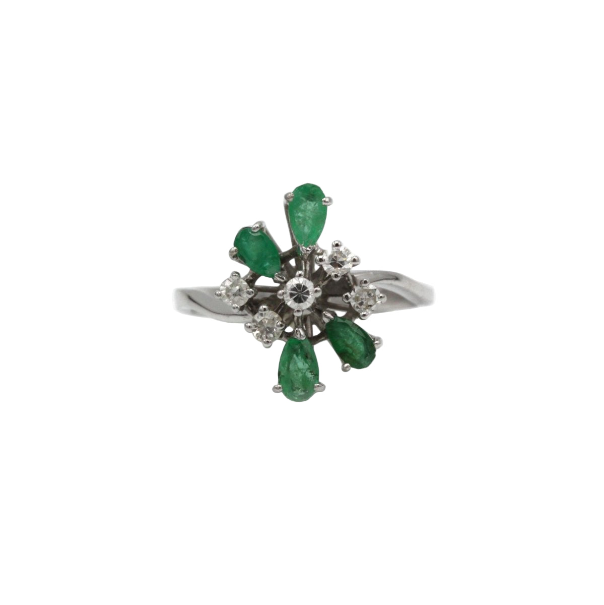 Bague cocktail en or blanc et diamants - Castafiore