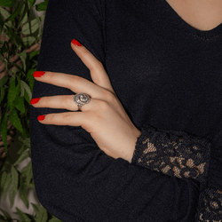 Bague Cocktail en or blanc et diamants - Castafiore