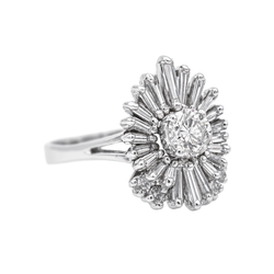 Bague Cocktail en or blanc et diamants - Castafiore