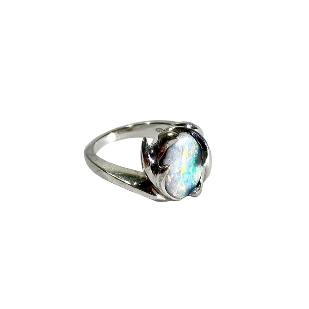 Bague Cocktail en or blanc et opale - Castafiore