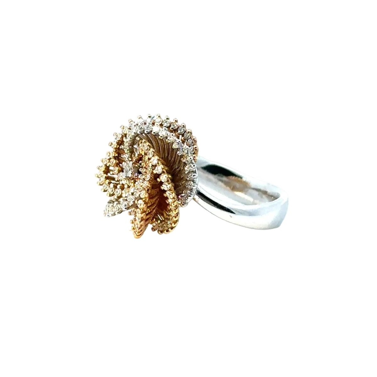 Bague Cocktail en or blanc, or jaune et diamants - Castafiore