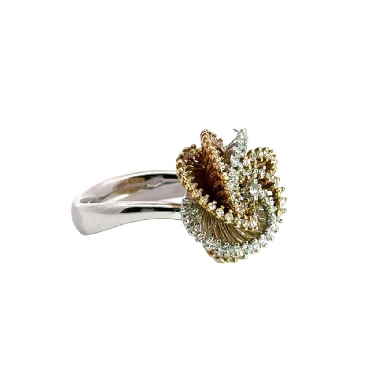 Bague Cocktail en or blanc, or jaune et diamants - Castafiore