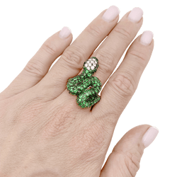 Bague Cocktail en or blanc, or noir, grenats et diamants - Castafiore