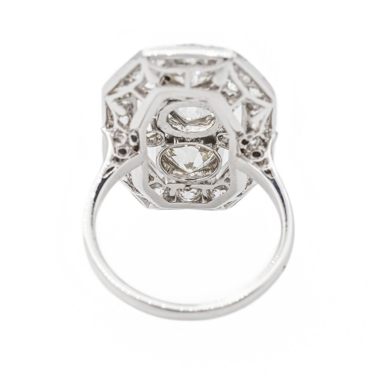 Bague Cocktail en or blanc, platine et diamant - Castafiore