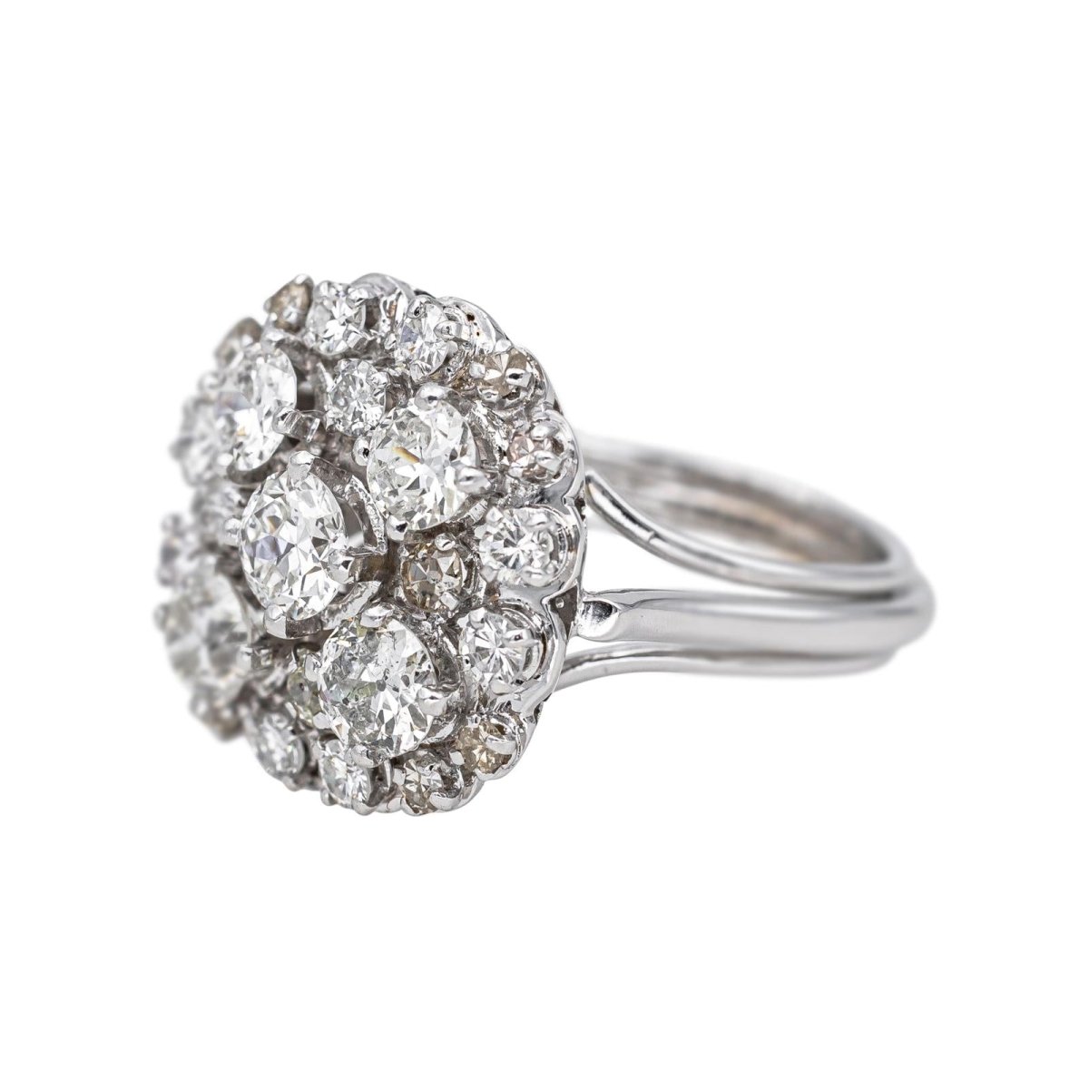 Bague Cocktail en or blanc, platine et diamants - Castafiore