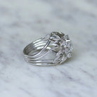 Bague Cocktail en or blanc, platine, et diamants - Castafiore