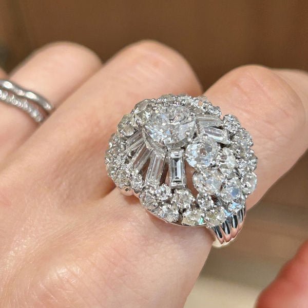 Bague Cocktail en or blanc, platine et diamants - Castafiore