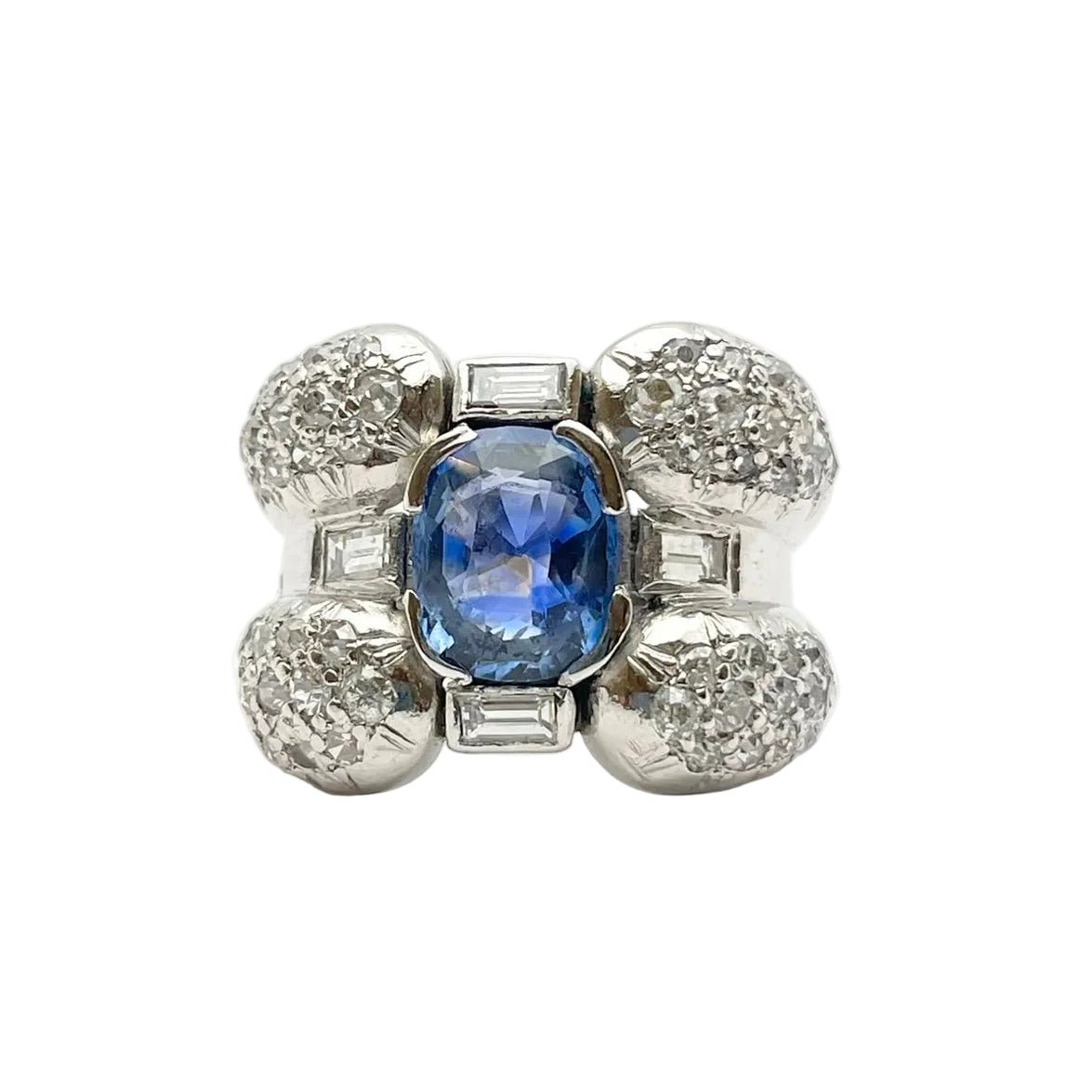 Bague Cocktail en or blanc, saphir et diamants - Castafiore