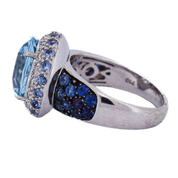 Bague Cocktail en or blanc, topaze, saphirs et diamants - Castafiore