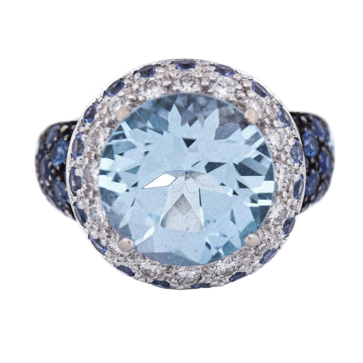 Bague Cocktail en or blanc, topaze, saphirs et diamants - Castafiore