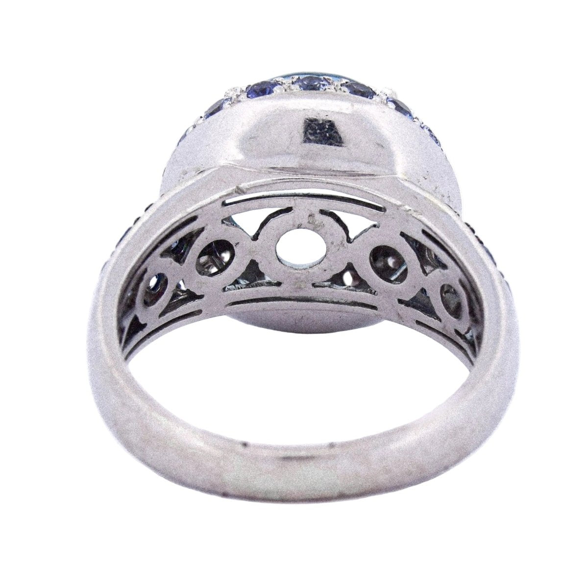 Bague Cocktail en or blanc, topaze, saphirs et diamants - Castafiore