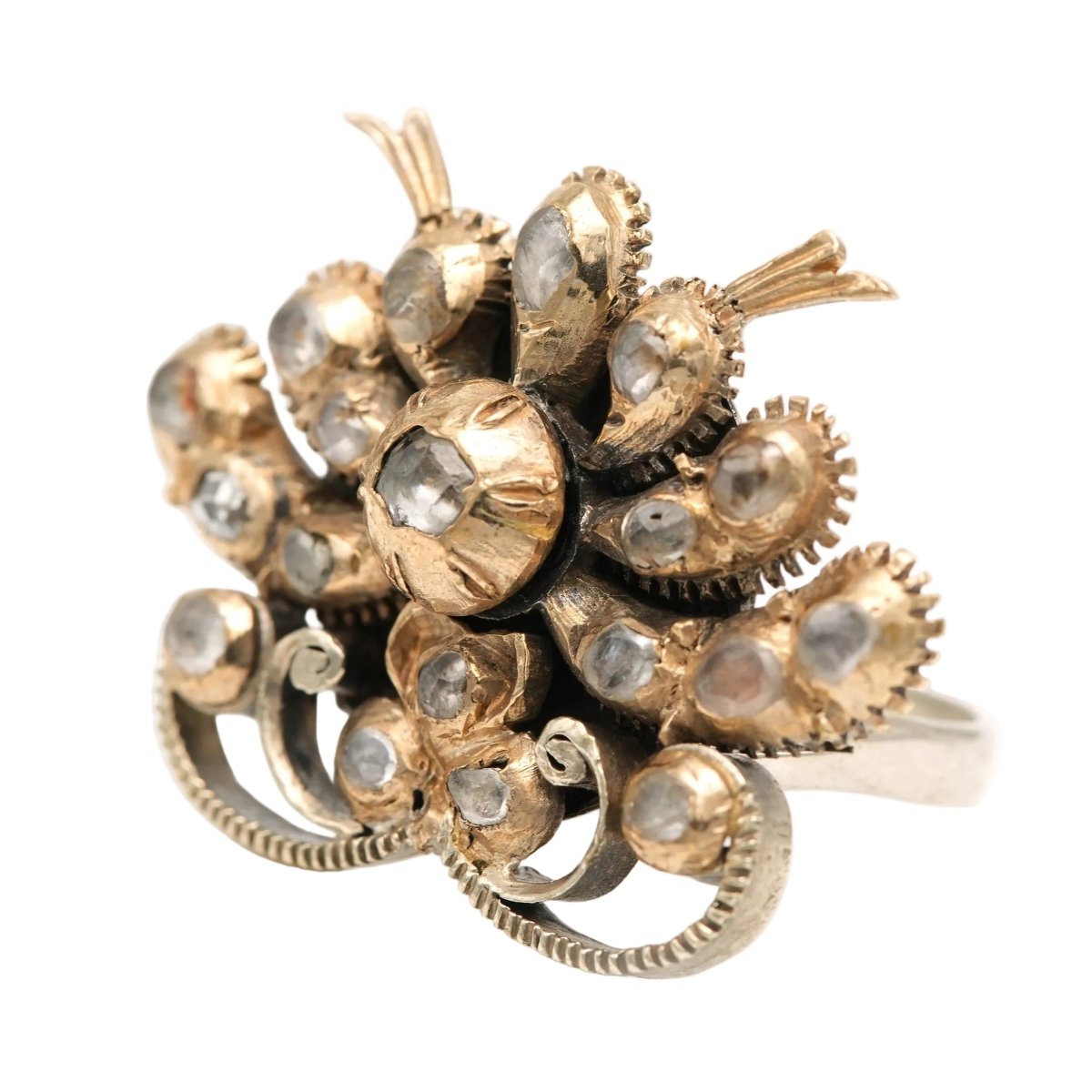 Bague Cocktail en or jaune, argent et diamants - Castafiore
