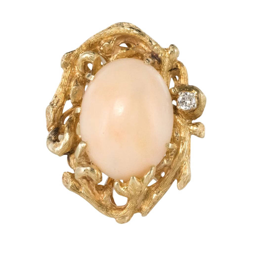 Bague Cocktail en or jaune, corail et diamants - Castafiore