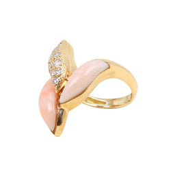 Bague Cocktail en or jaune, corail et diamants - Castafiore