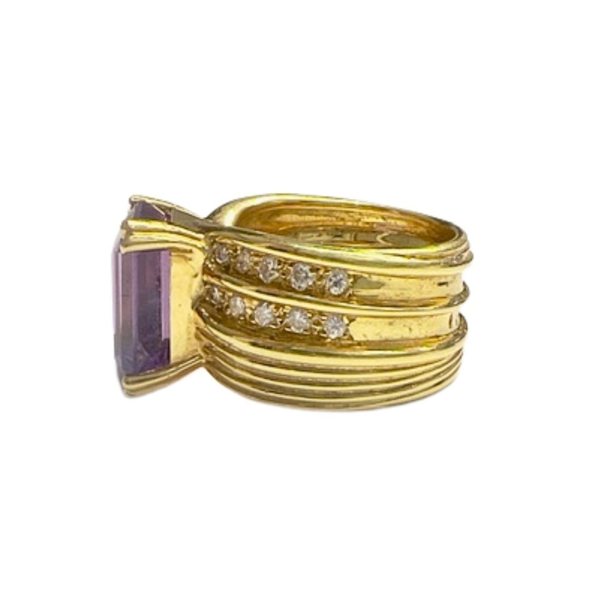 Bague Cocktail en or jaune, diamant et améthyste - Castafiore