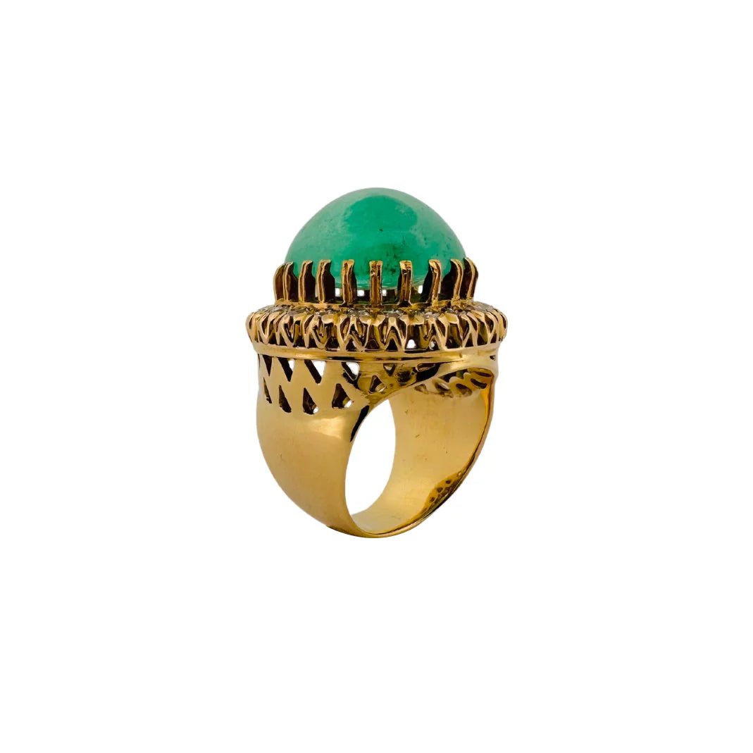 Bague Cocktail en or jaune, émeraude et diamants - Castafiore