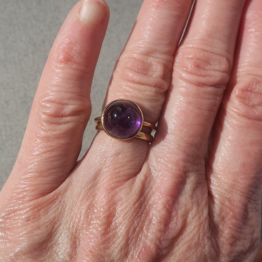 Bague Cocktail en or jaune et améthyste - Castafiore