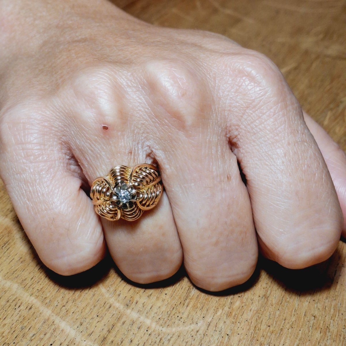 Bague Cocktail en or jaune et diamants - Castafiore