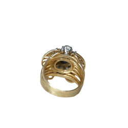 Bague Cocktail en or jaune, platine et diamants - Castafiore