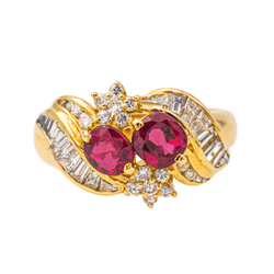 Bague Cocktail en or jaune, rubis et diamants - Castafiore